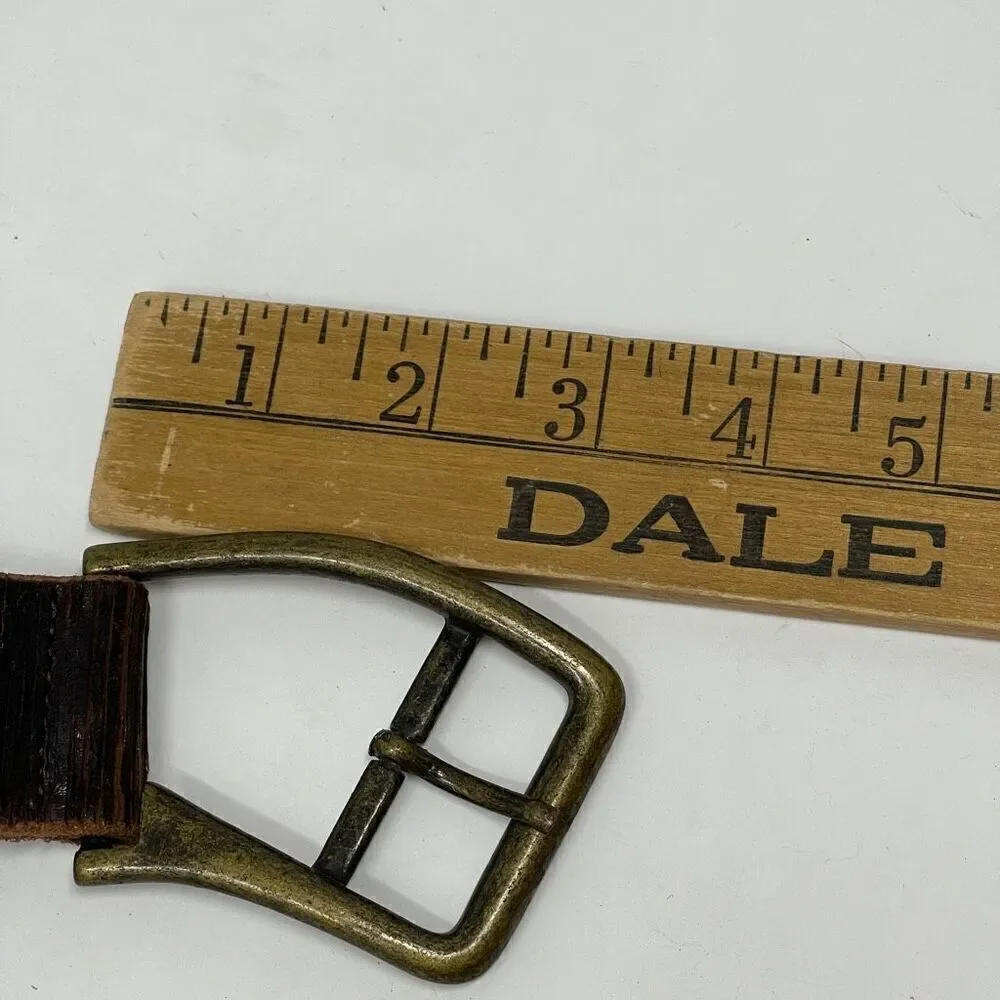 Streets Ahead Leather belt with slanted buckle Made in Italy Sz S